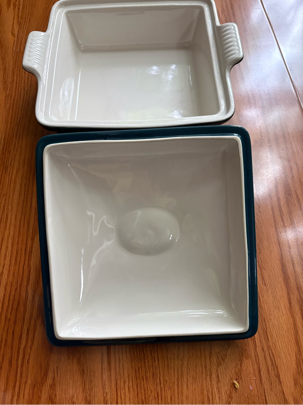 Le Creuset 23cm Square Casserole Dish with Lid in Agave - Picture 10 of 10